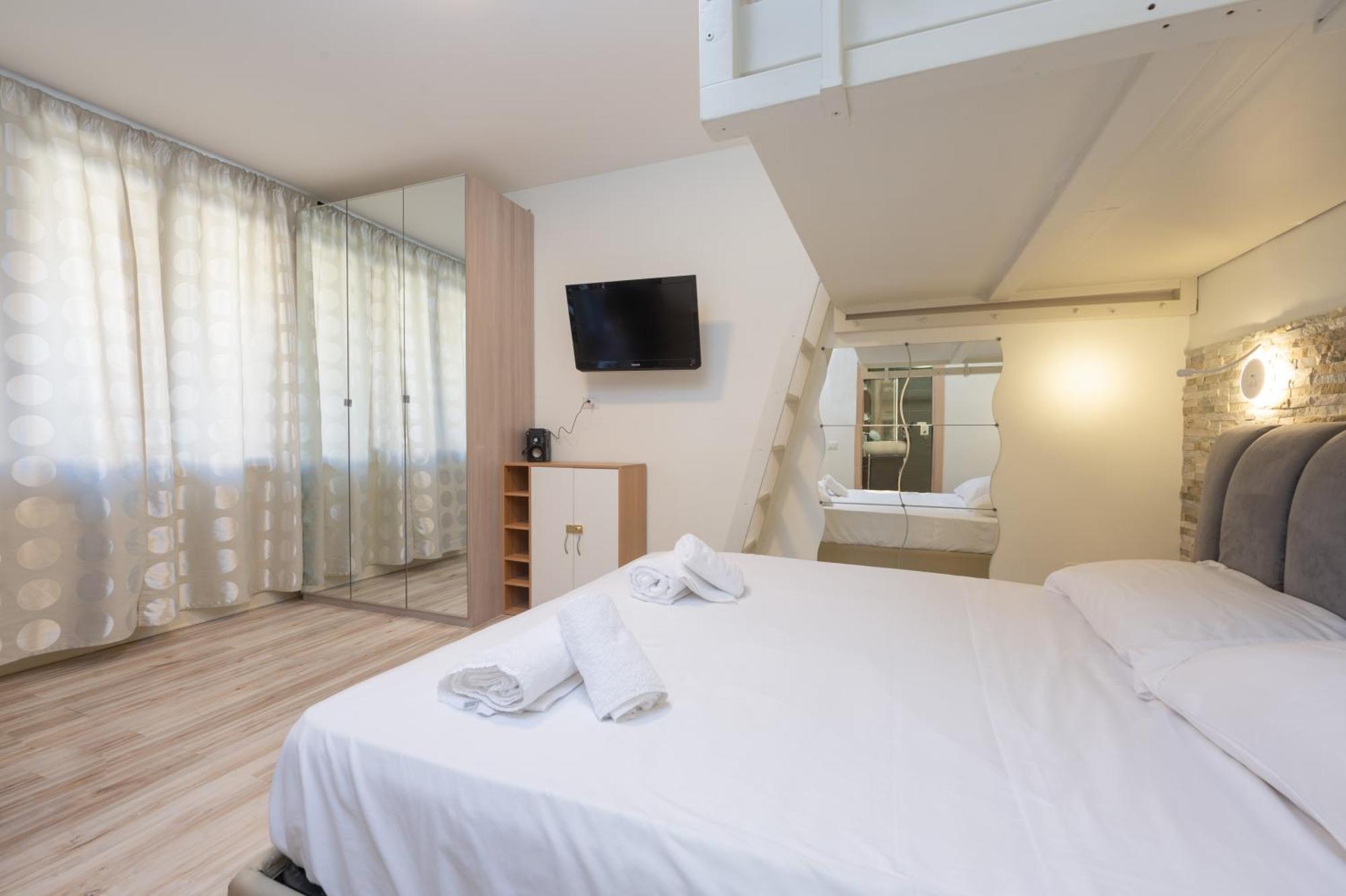 Incantevole Location Fronte Lago Sirmione Kültér fotó