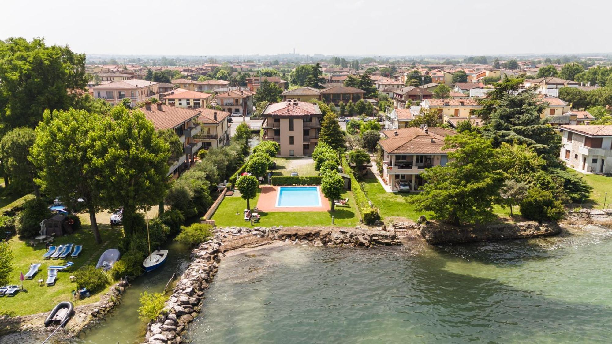Incantevole Location Fronte Lago Sirmione Kültér fotó